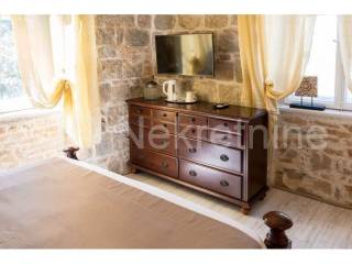 Family hotel, Sale, Split, Split