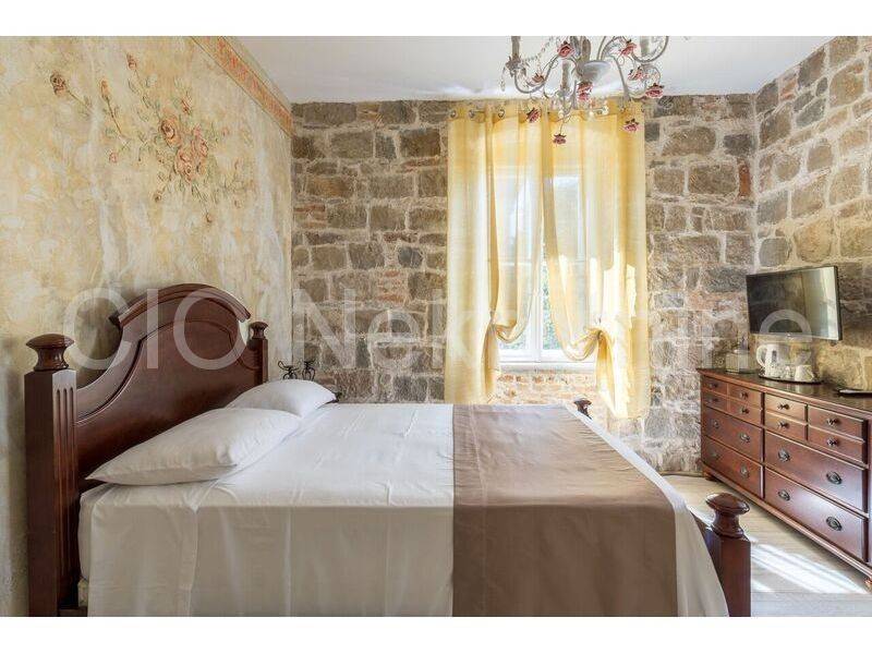 Family hotel, Sale, Split, Split