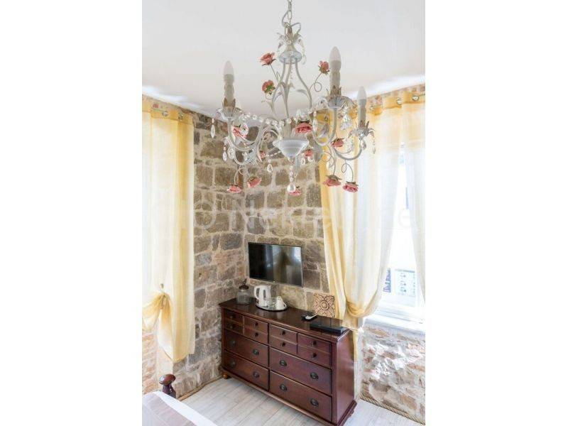 Family hotel, Sale, Split, Split