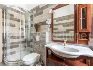 Family hotel, Sale, Split, Split