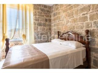 Family hotel, Sale, Split, Split