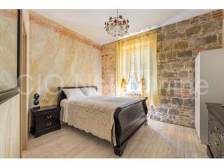 Family hotel, Sale, Split, Split