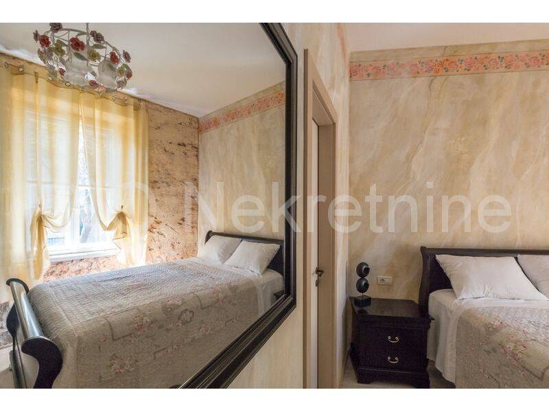 Family hotel, Sale, Split, Split