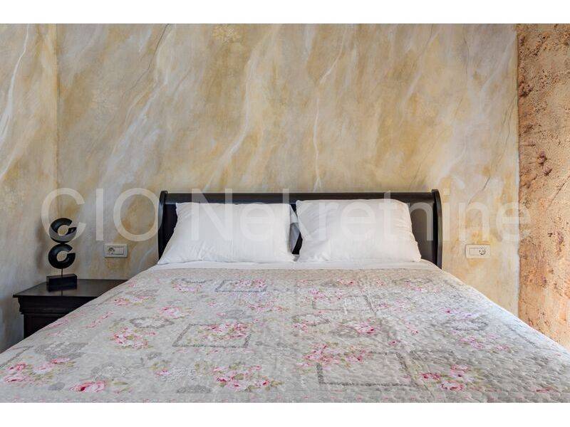 Family hotel, Sale, Split, Split
