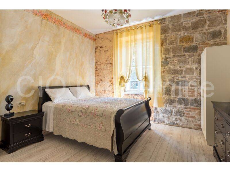 Family hotel, Sale, Split, Split