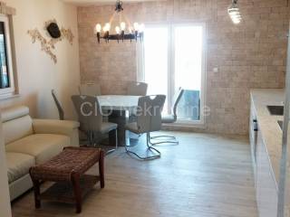 Flat in an urban villa, Sale, Hvar, Hvar