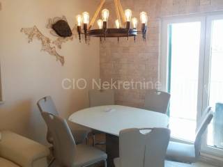 Flat in an urban villa, Sale, Hvar, Hvar