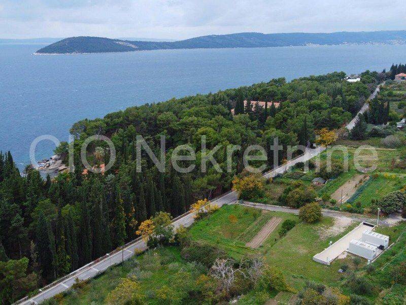 Detached house, Sale, Split, Split