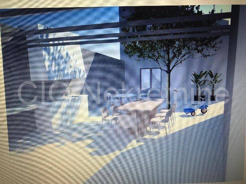 Detached house, Sale, Split, Split