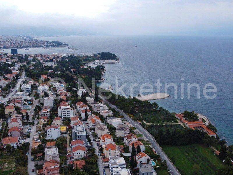 Detached house, Sale, Split, Split
