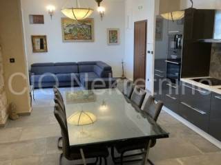 Flat in a building, Rent, Split, Split