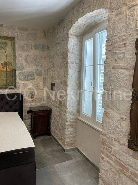 Flat in a building, Rent, Split, Split