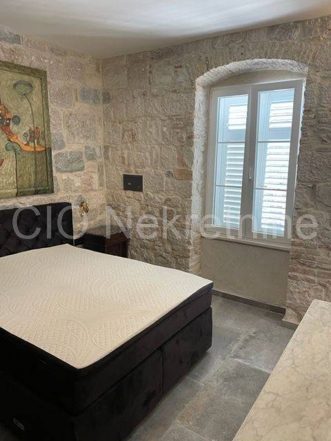 Flat in a building, Rent, Split, Split