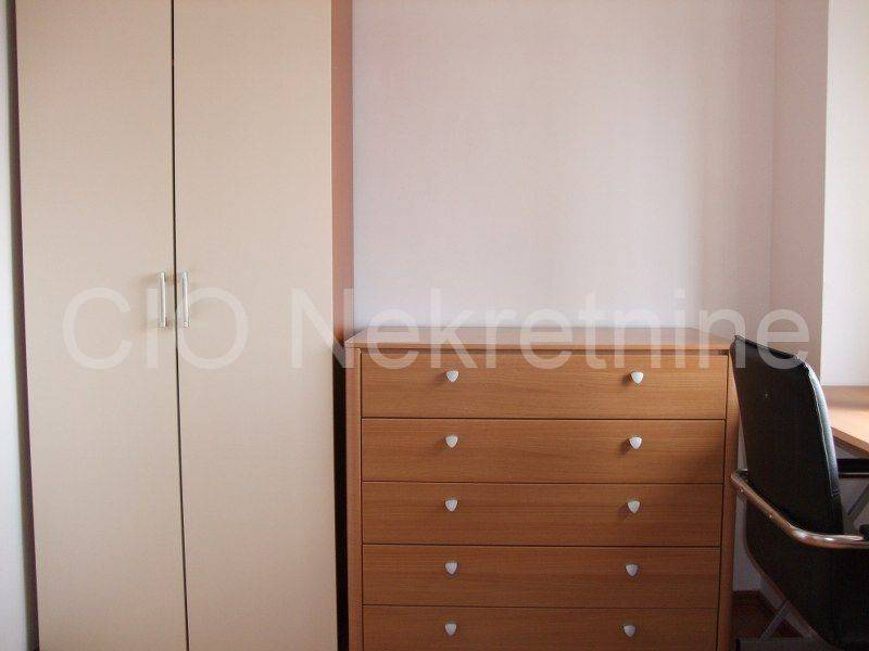Flat in a building, Sale, Bol, Bol