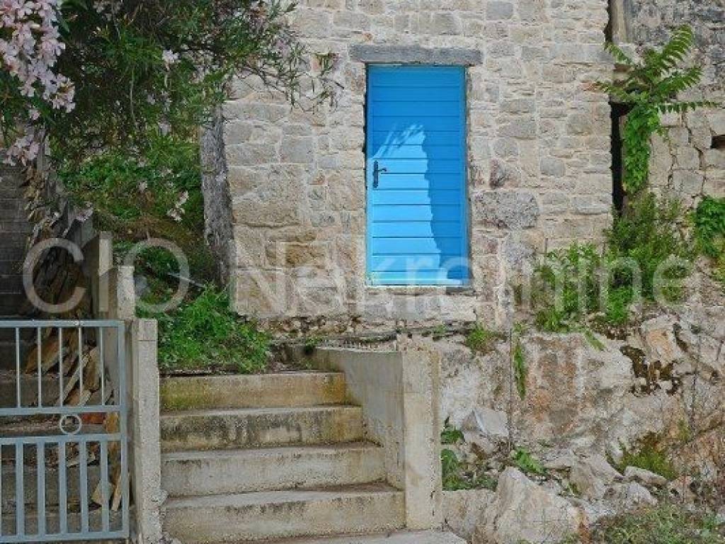 House by the sea, Sale, Šolta, Donje Selo