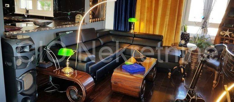 Flat in a building, Sale, Seget, Seget Donji