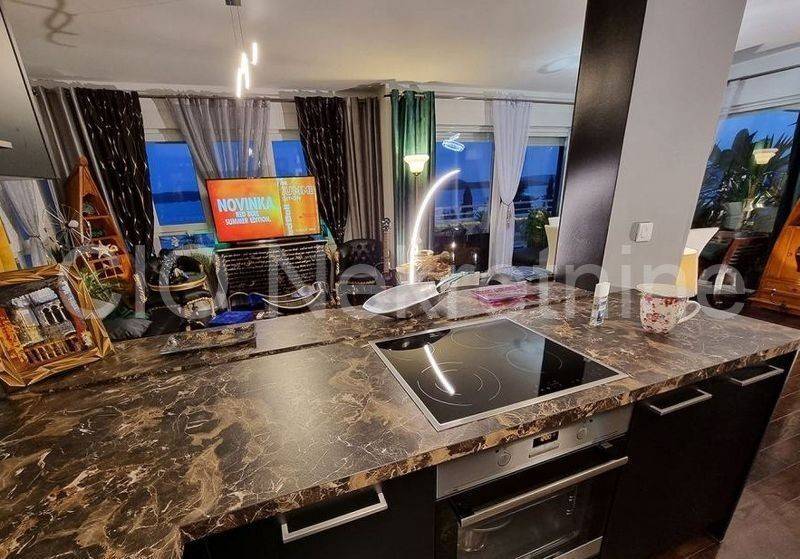 Flat in a building, Sale, Seget, Seget Donji