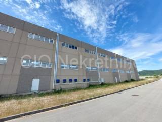 Production and storage space, Sale, Dicmo, Kraj