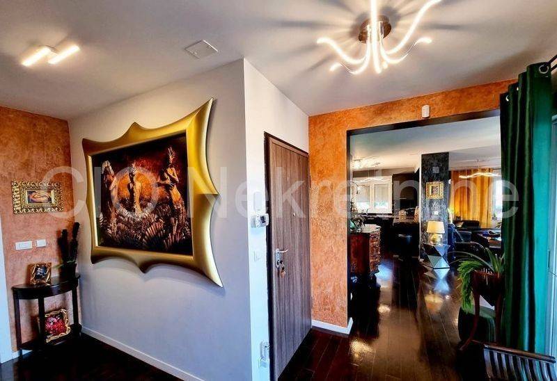 Flat in a building, Sale, Seget, Seget Donji