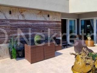 Flat in a building, Sale, Seget, Seget Donji