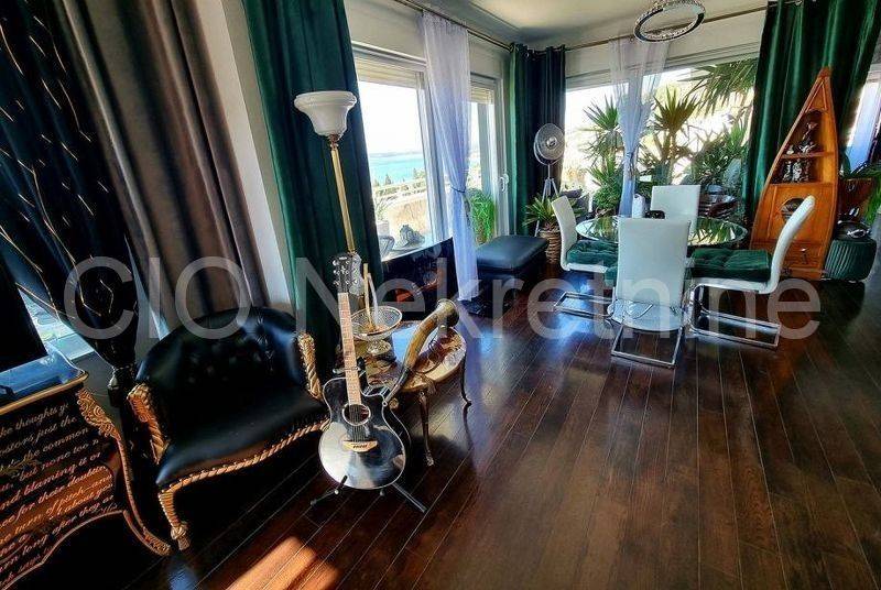 Flat in a building, Sale, Seget, Seget Donji