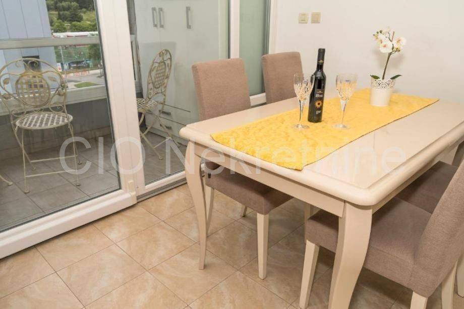 Flat in a building, Sale, Split, Split