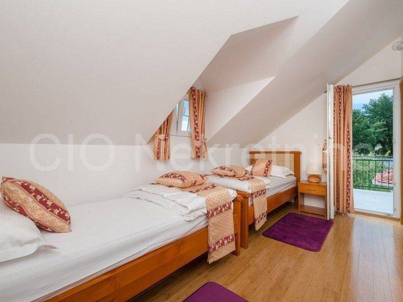 Luxury villa, Sale, Dugi rat, Jesenice