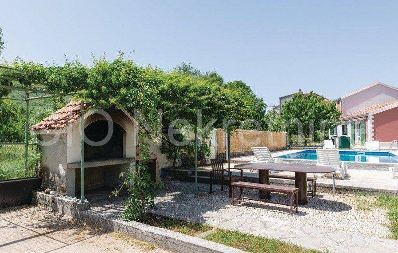Detached house, Rent, Muć, Gizdavac
