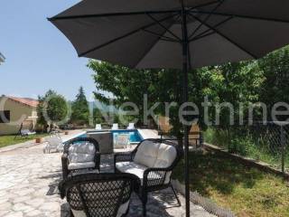 Detached house, Rent, Muć, Gizdavac
