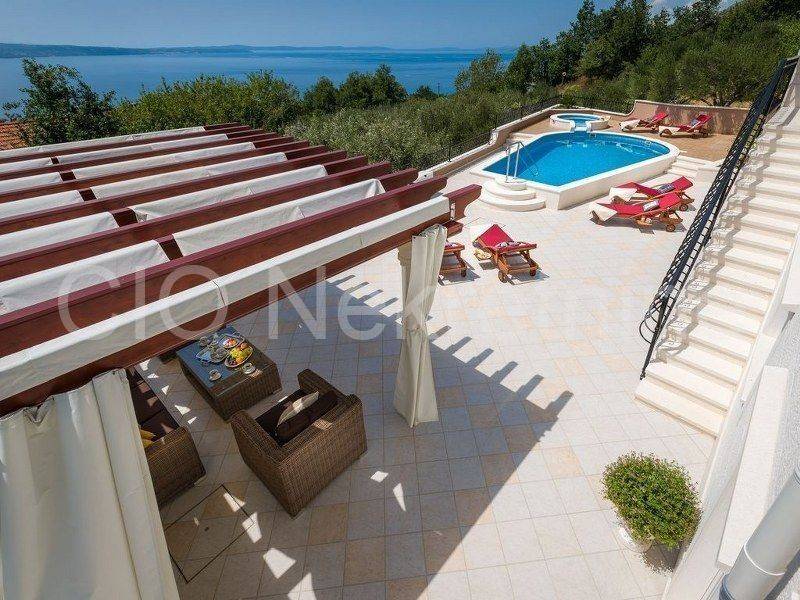 Luxury villa, Sale, Dugi rat, Jesenice