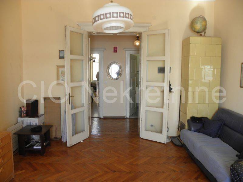 Flat in a building, Sale, Split, Split