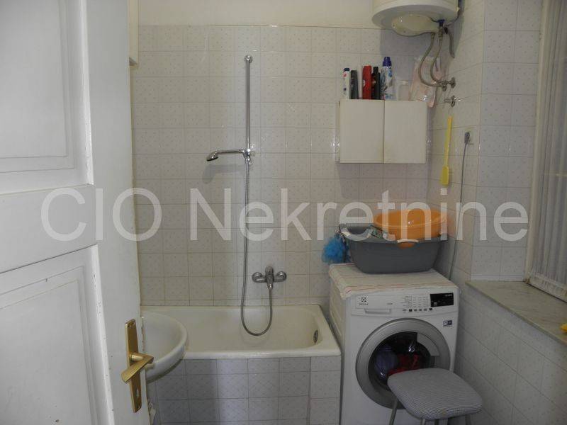 Flat in a building, Sale, Split, Split