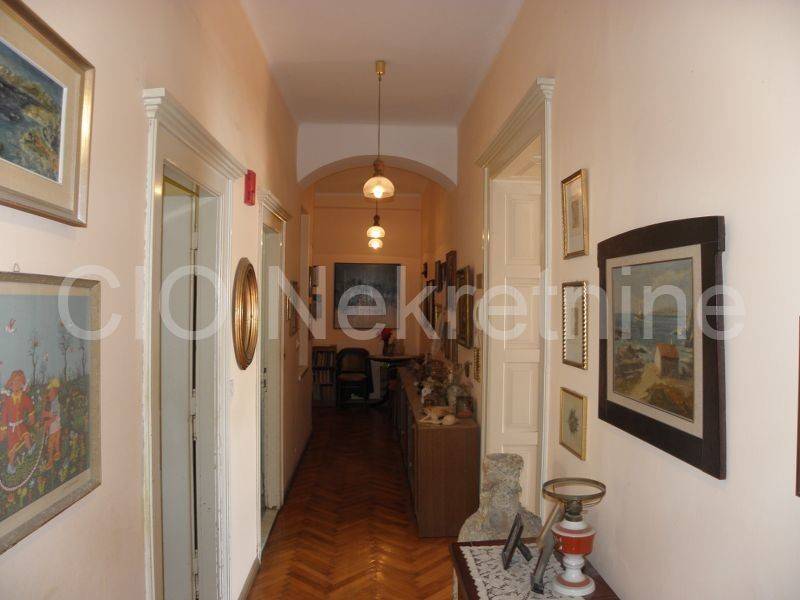 Flat in a building, Sale, Split, Split