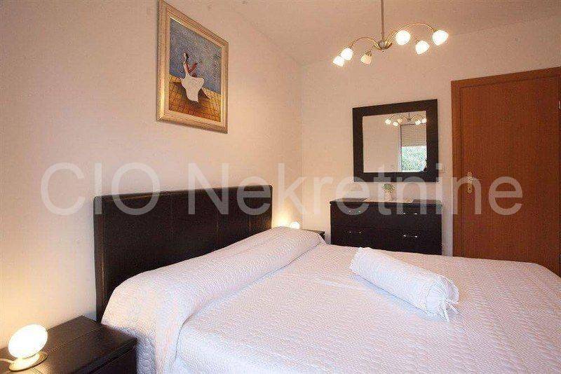 Flat in a new building, Rent, Split, Split