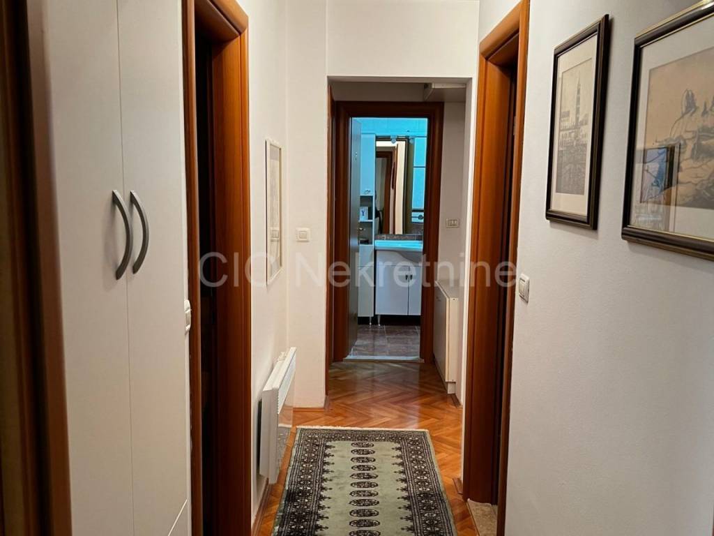 Flat in a new building, Rent, Split, Split
