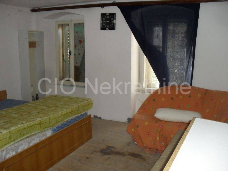 , Sale, Omiš, Omiš