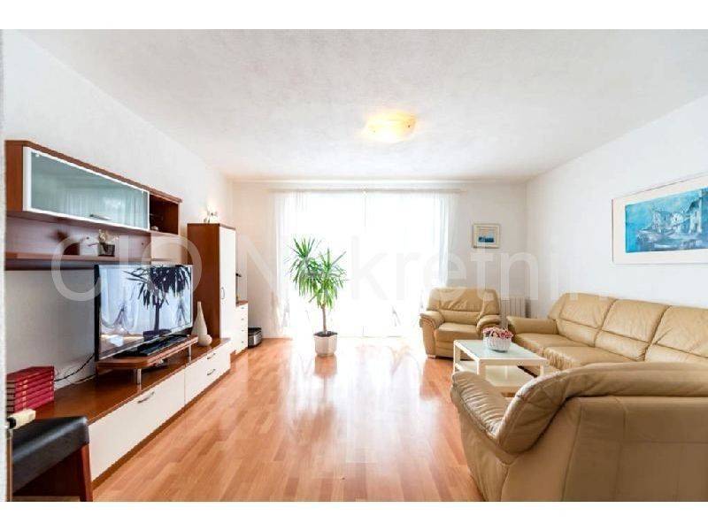 Apartmant house, Sale, Bol, Bol