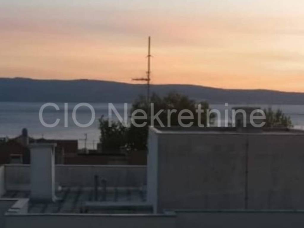 Flat in a building, Sale, Dugi rat, Dugi Rat