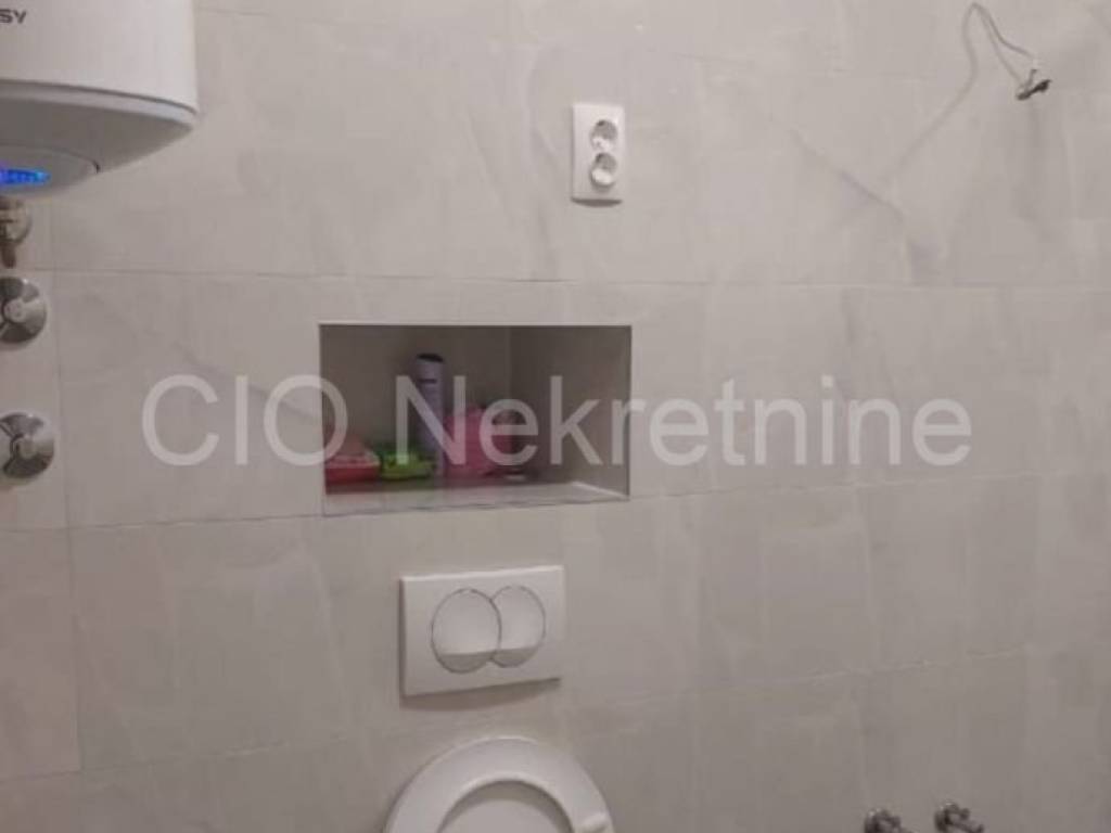 Flat in a building, Sale, Dugi rat, Dugi Rat