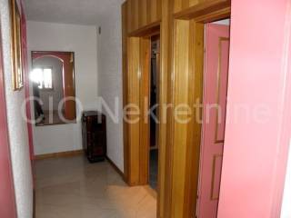 Apartment house, Sale, Bol, Bol