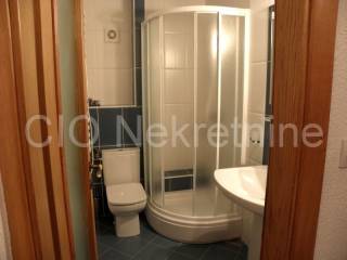 Apartment house, Sale, Bol, Bol