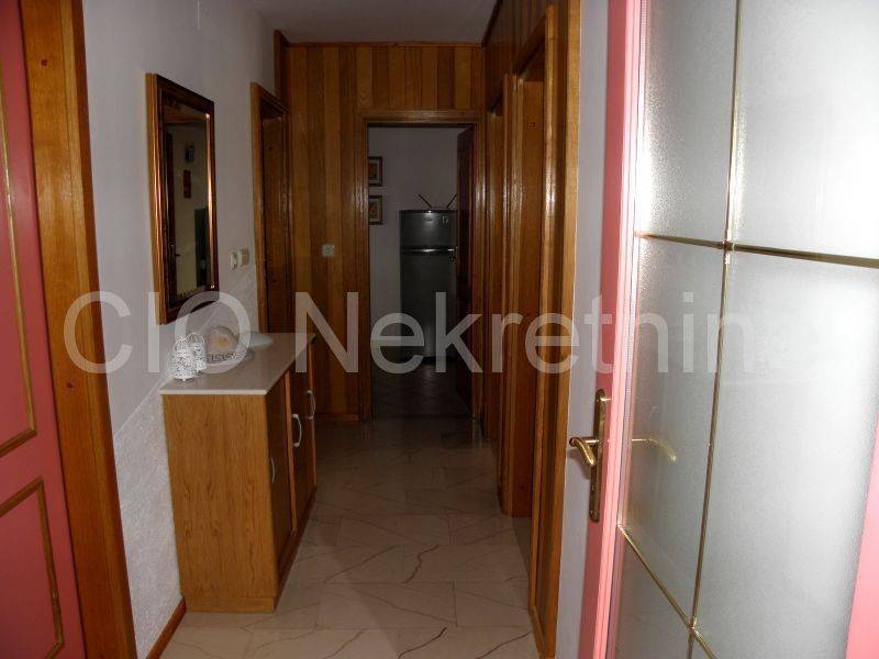 Apartment house, Sale, Bol, Bol