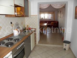 Apartment house, Sale, Bol, Bol