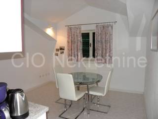 Apartment house, Sale, Bol, Bol