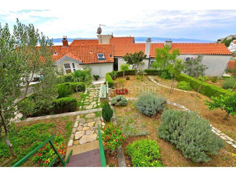 House on the sea, Sale, Omiš, Omiš
