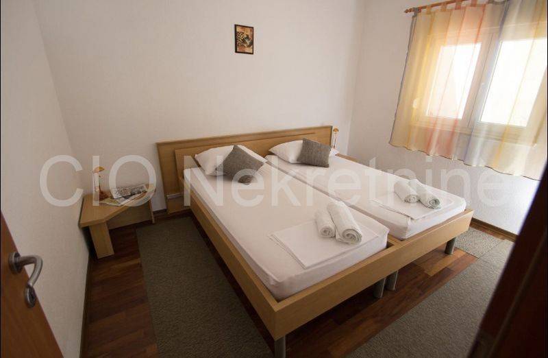 Apartmant house, Sale, Okrug, Okrug Gornji
