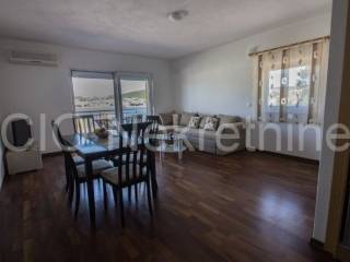 Apartmant house, Sale, Okrug, Okrug Gornji