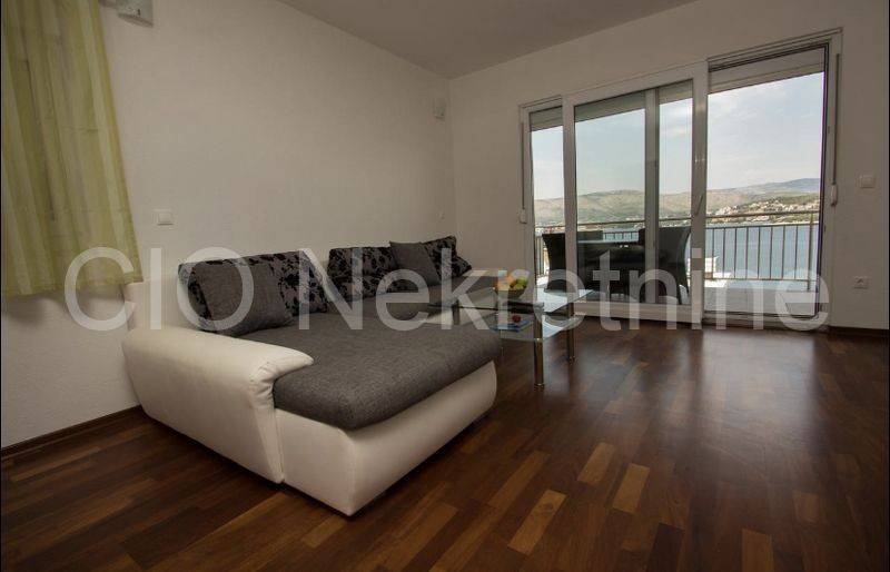 Apartmant house, Sale, Okrug, Okrug Gornji