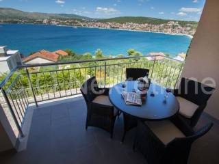 Apartmant house, Sale, Okrug, Okrug Gornji