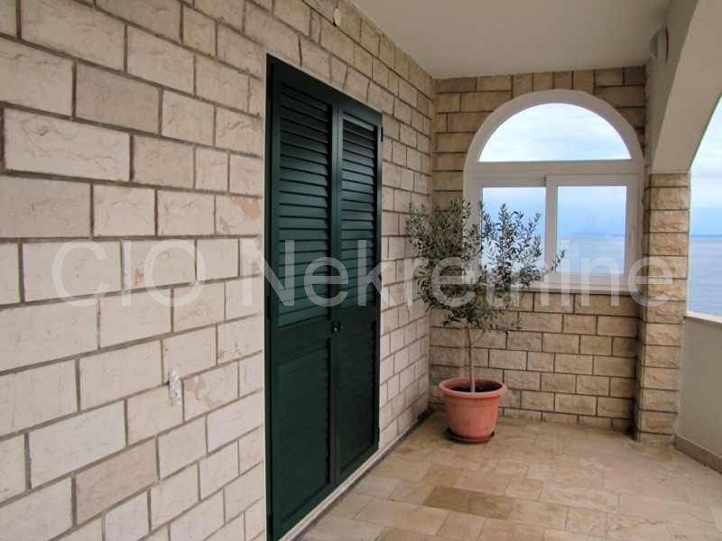 House on the sea, Sale, Omiš, Omiš